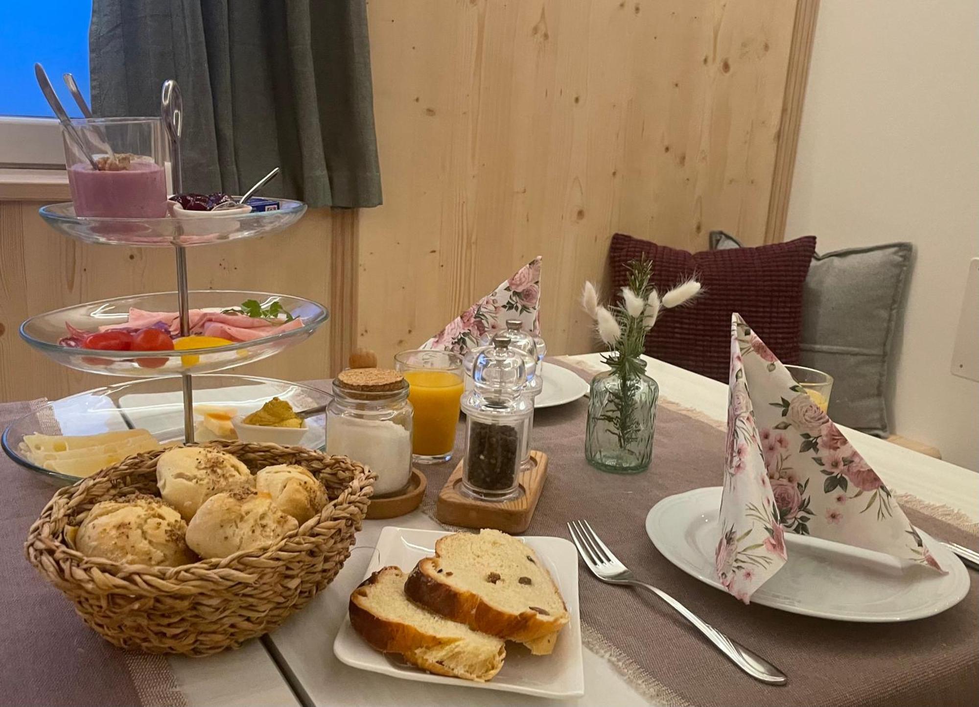 Pension Geissler-Reicher Oberwoelz Stadt Экстерьер фото